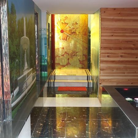 Super 8 Hotel Beijing Shijingshan Jiujiuyuan 外观 照片