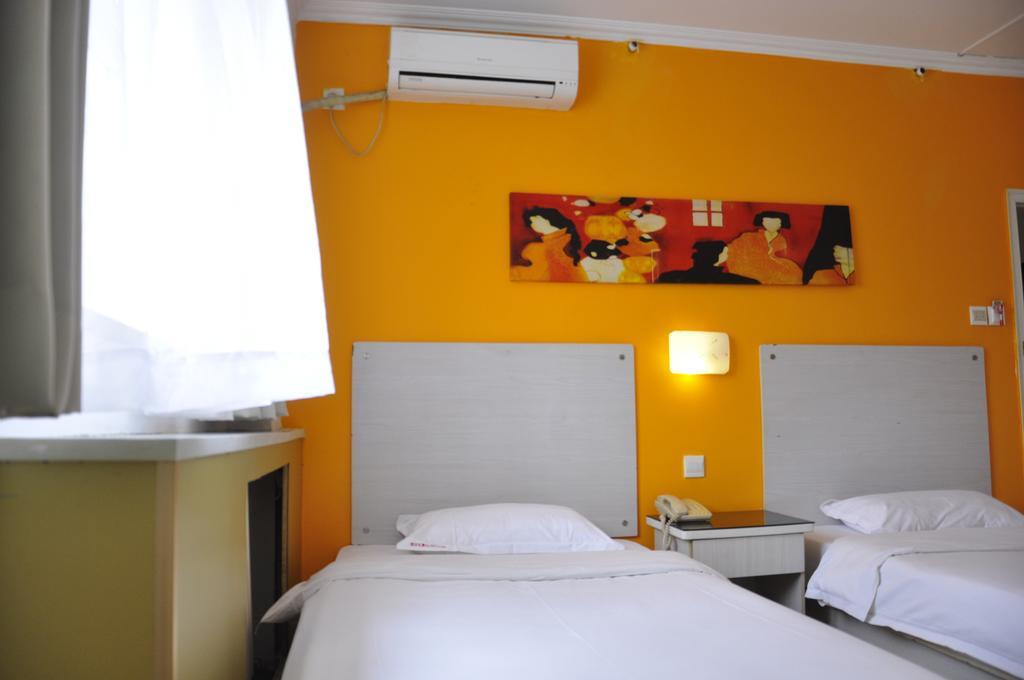 Super 8 Hotel Beijing Shijingshan Jiujiuyuan 客房 照片