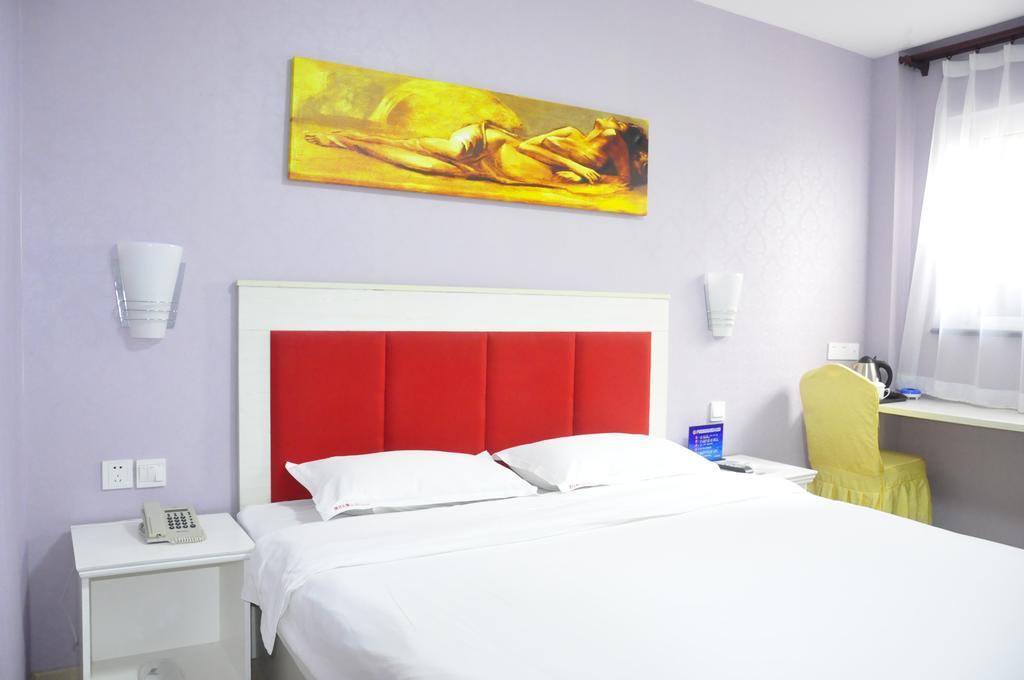 Super 8 Hotel Beijing Shijingshan Jiujiuyuan 客房 照片